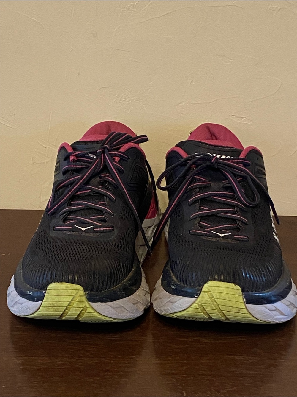 Hoka One One Size 7 Women's Black and Pink Running Shoes/Yellow Accents Bondi 7